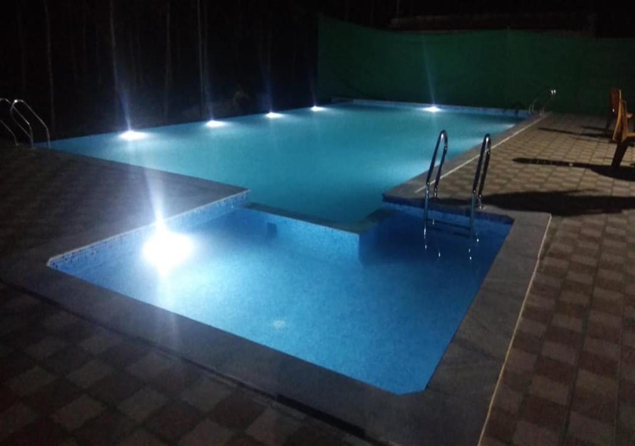 Water View Holiday Retreat สากเลศปุระ ภายนอก รูปภาพ