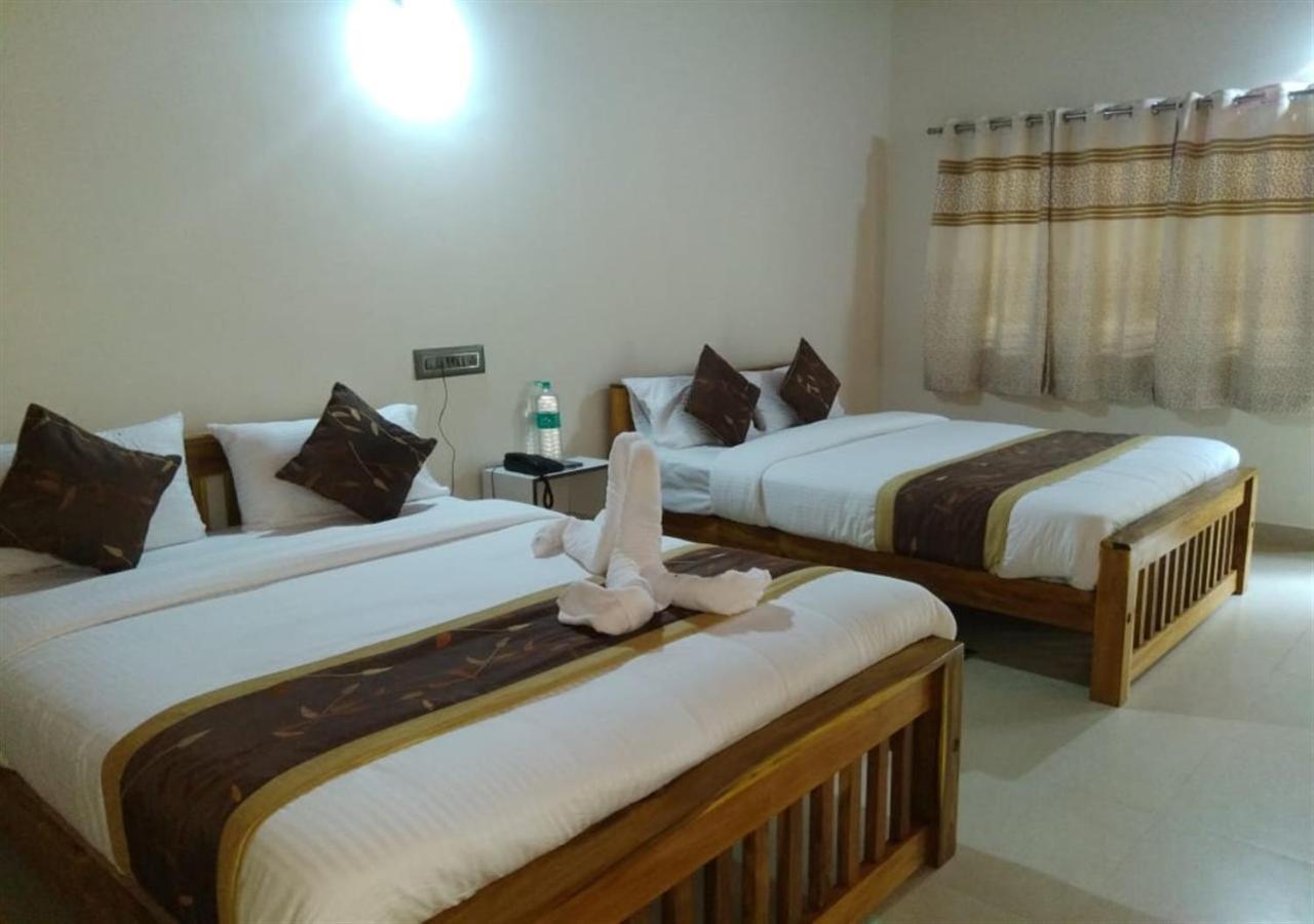 Water View Holiday Retreat สากเลศปุระ ภายนอก รูปภาพ